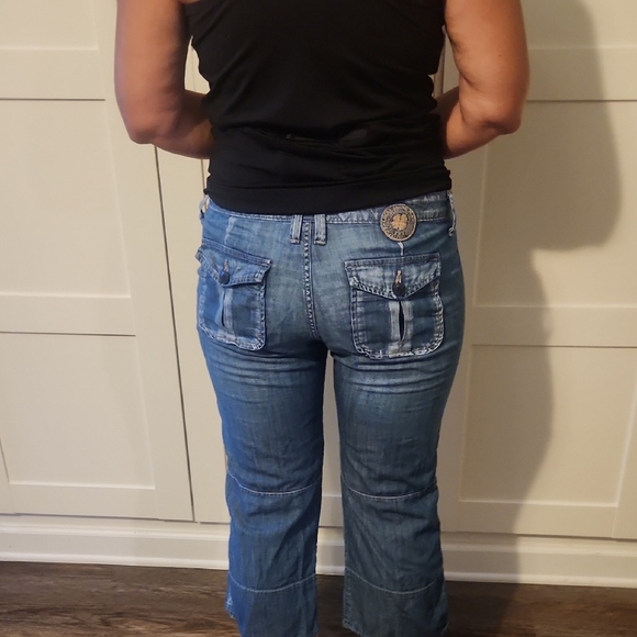 Lucky Brand Relaxed Blue Jeans - Picture 10 of 10